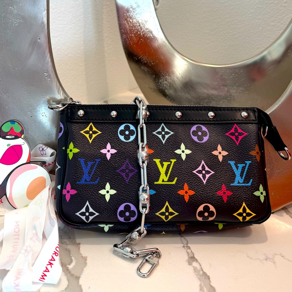 Sold BRAND NEW WITH Box & ribbon LOUIS VUITTON 2025 MURAKAMI X LV X TM 2025